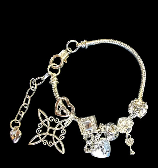 Witch Knot bracelet gift of love